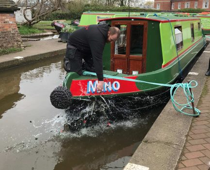 Christening Mino canal boat holidays